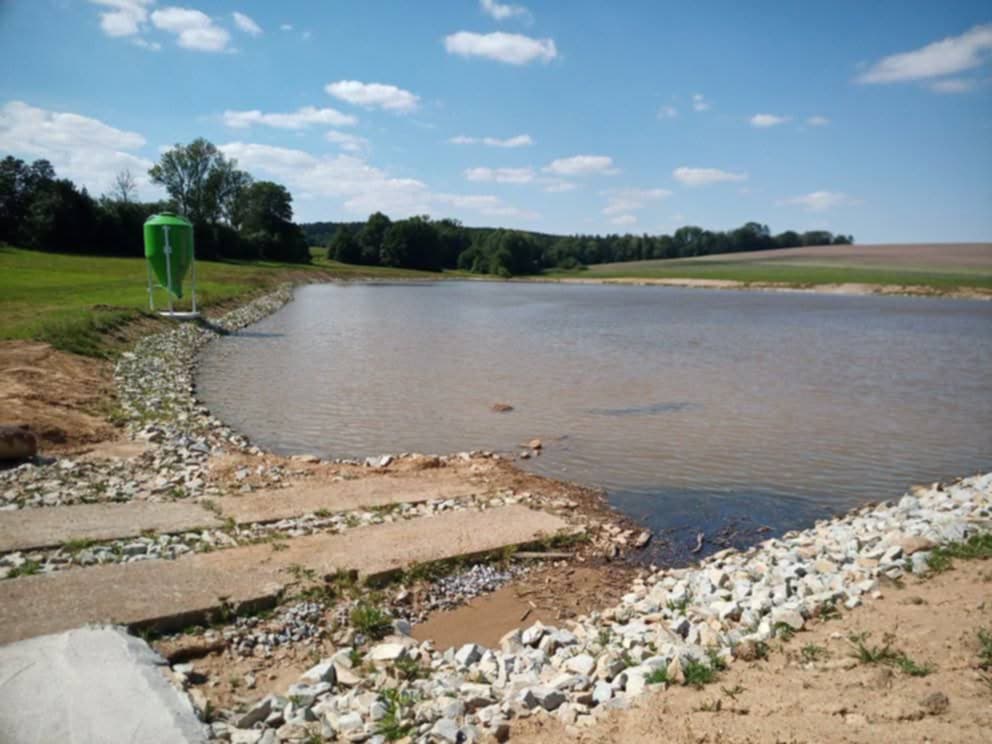 Hotový rybník v Kamenici nad Lipou.
